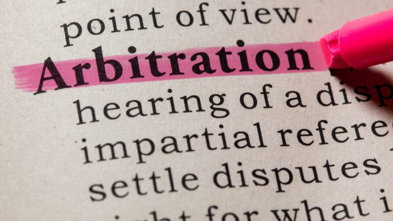 Procédure arbitrale pourquoi la traduction juridique est cruciale dans un contexte international