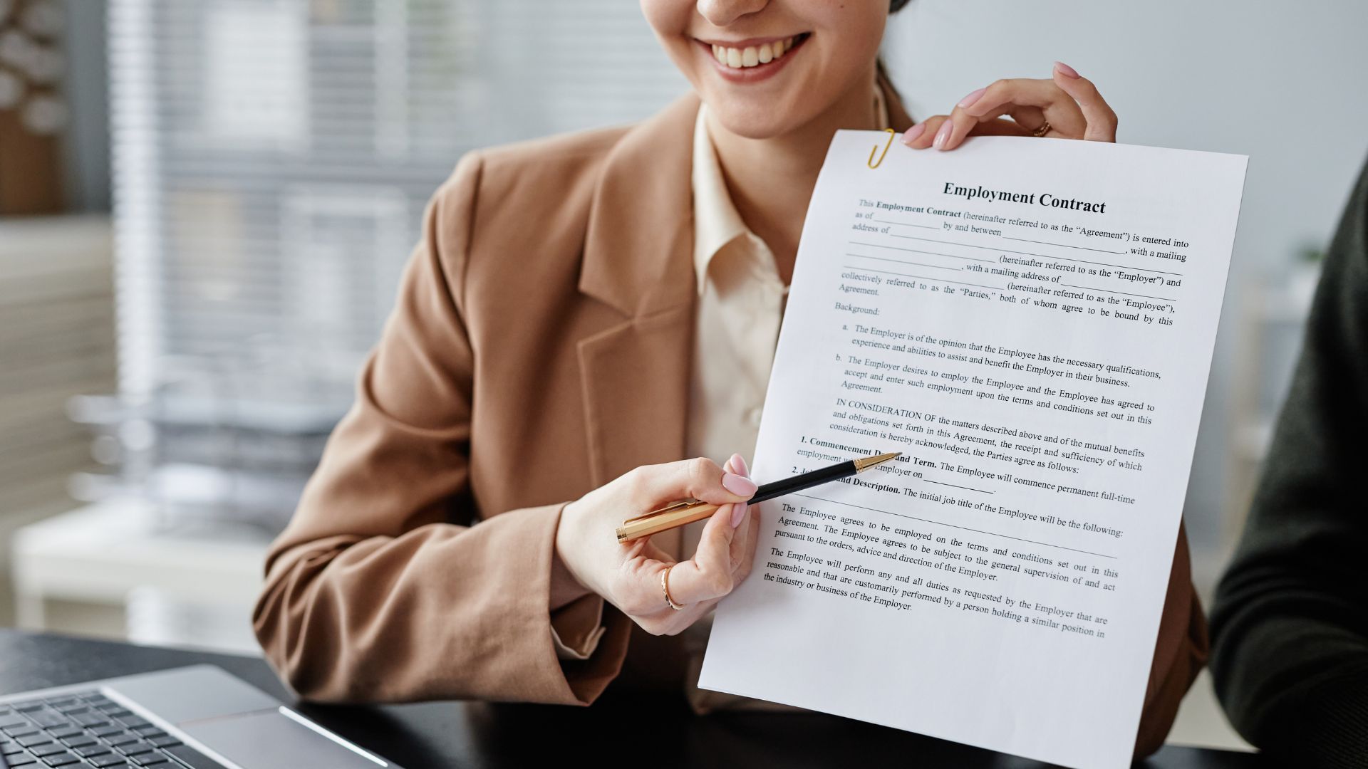Traduire un contrat de travail 5 raisons de faire appel à un expert juridique
